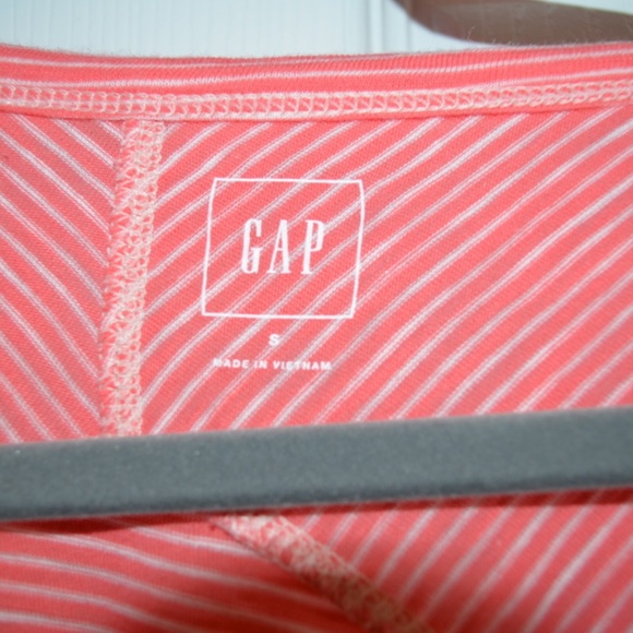 Relaxed Scoop-neck Tee - Picture 2 of 3